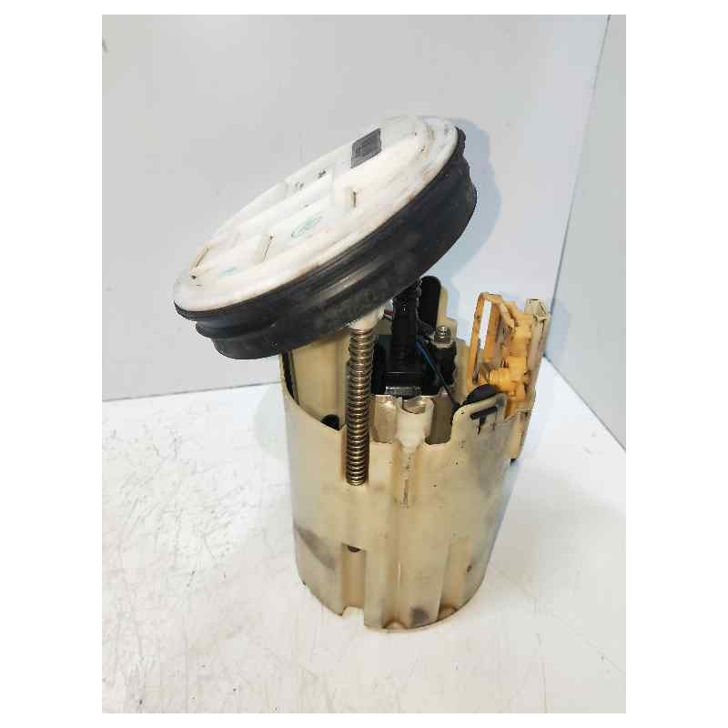 Recambio de bomba combustible para mercedes clase c (w203) familiar 2.2 cdi cat referencia OEM IAM 0580303031 A2034703394 BOSCH 