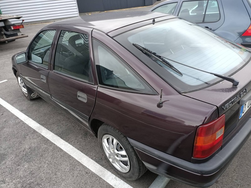 opel vectra a del año 1992