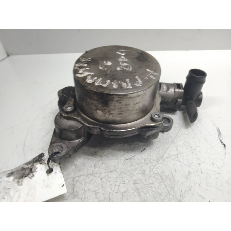 Recambio de depresor freno / bomba vacio para nissan primastar (x..) kombi l1h1 2.7t (6 sitze) referencia OEM IAM 8200881338  