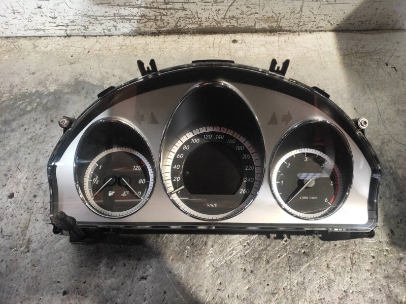Recambio de cuadro instrumentos para mercedes clase c (w204) familiar 220 t cdi (204.208) referencia OEM IAM A2049004400 A204540