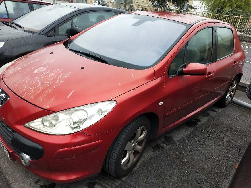 peugeot 307 berlina (s2) del año 2005