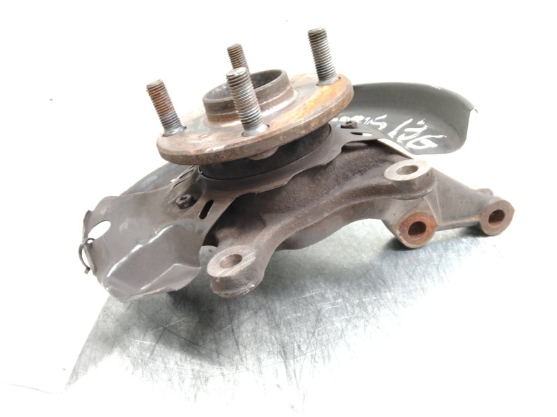 Recambio de mangueta delantera derecha para toyota yaris (ncp1/nlp1/scp1) 1.3 cat referencia OEM IAM   