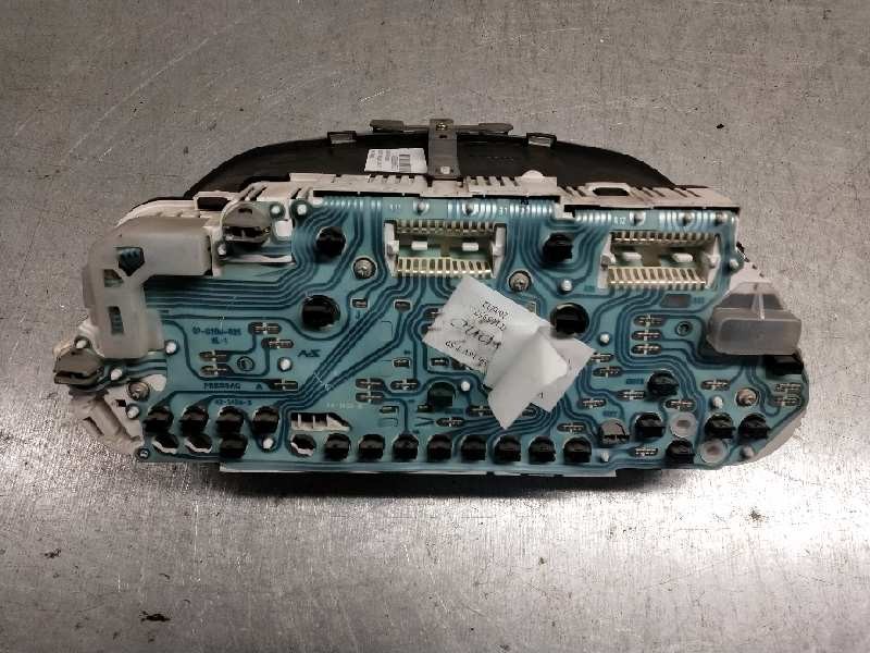 Recambio de cuadro instrumentos para volvo v40 familiar 1.9 turbo cat referencia OEM IAM 30819883J OP0200031 