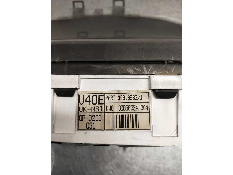 Recambio de cuadro instrumentos para volvo v40 familiar 1.9 turbo cat referencia OEM IAM 30819883J OP0200031 