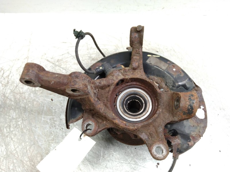 Recambio de mangueta delantera derecha para toyota yaris (ncp1/nlp1/scp1) 1.0 cat referencia OEM IAM   