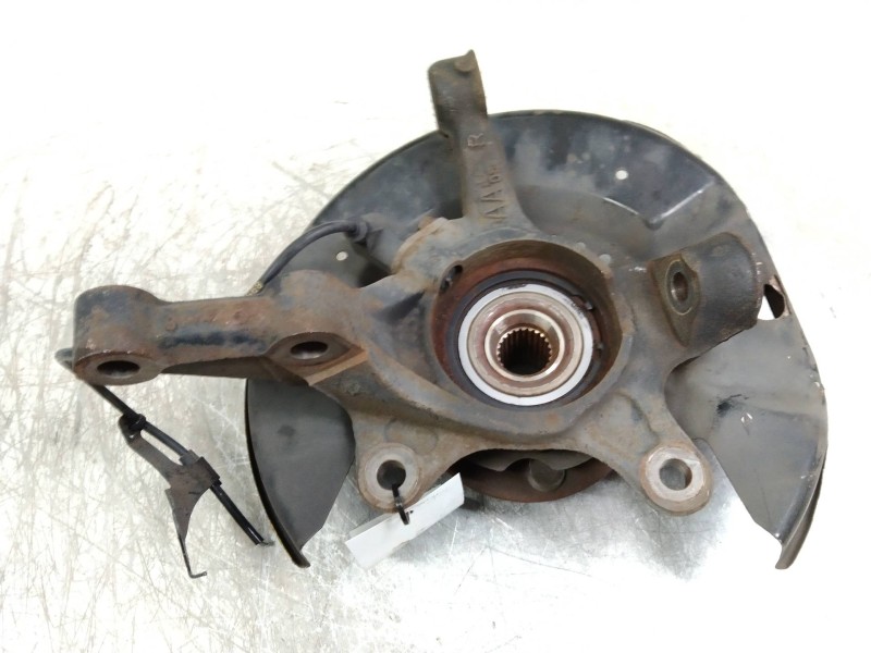 Recambio de mangueta delantera derecha para toyota yaris (ncp1/nlp1/scp1) 1.4 turbodiesel cat referencia OEM IAM   