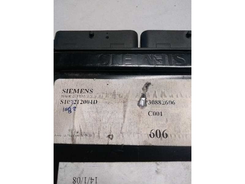 Recambio de centralita motor uce para volvo v40 familiar 2.0 turbo cat referencia OEM IAM S108212004D P30882606 C001 606