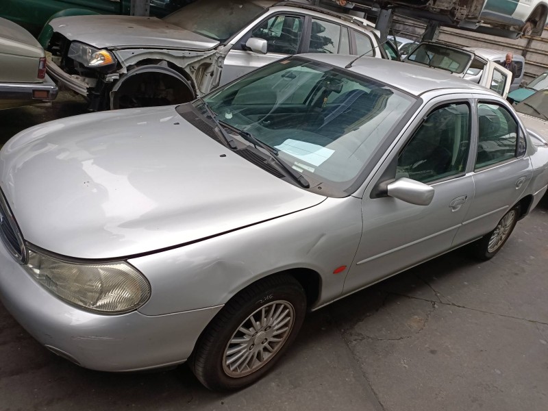 ford mondeo berlina (gd) del año 2000