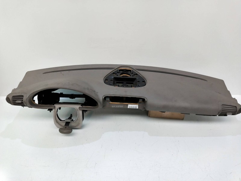 Recambio de salpicadero para mercedes clase c (w203) berlina 1.8 cat referencia OEM IAM   