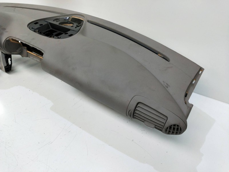 Recambio de salpicadero para mercedes clase c (w203) berlina 1.8 cat referencia OEM IAM   