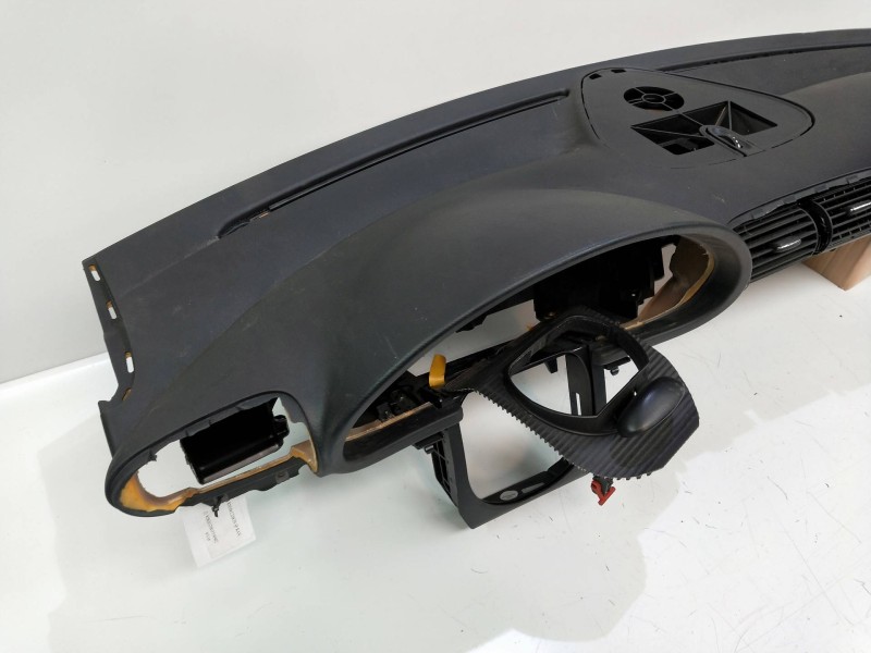 Recambio de salpicadero para mercedes clase c (w203) familiar 2.2 cdi cat referencia OEM IAM   