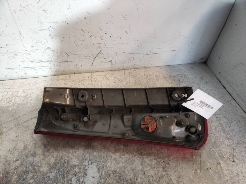 Recambio de piloto trasero derecho para kia cee´d sporty wagon ex referencia OEM IAM 167610  SUPERIOR