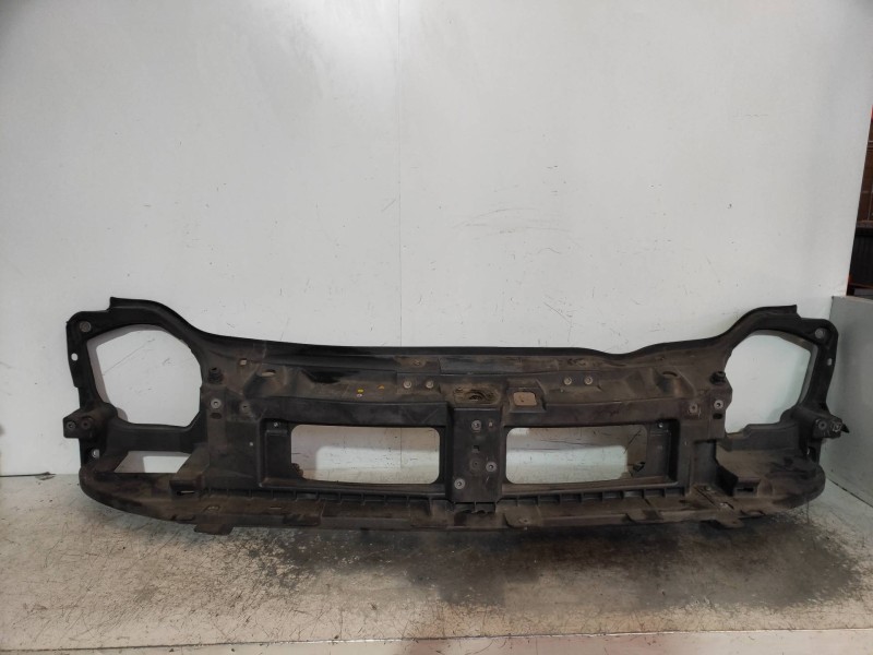 Recambio de panel frontal para renault trafic combi (ab 4.01) 6 - plazas, acristalado parcial, combi corto referencia OEM IAM   