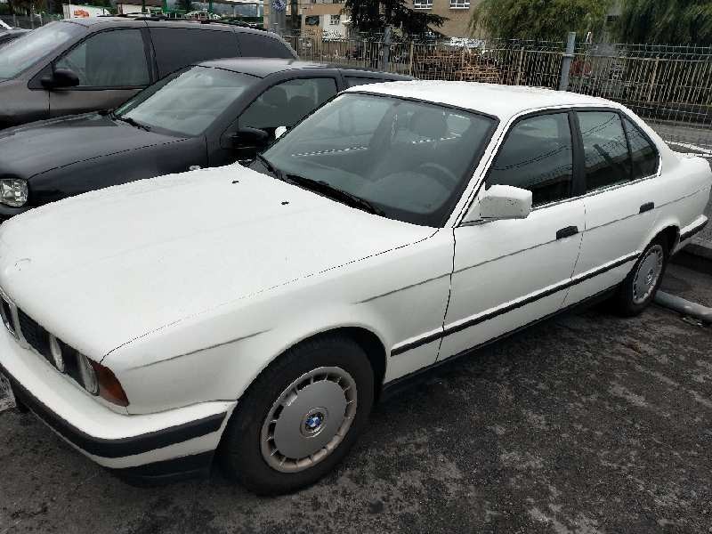 bmw serie 5 berlina (e34) del año 1992