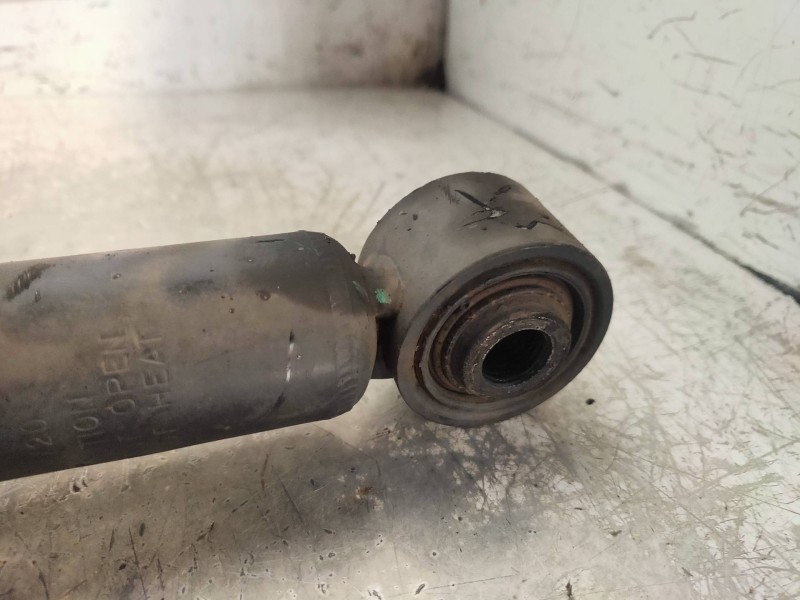 Recambio de amortiguador trasero izquierdo para chevrolet cruze ls referencia OEM IAM 423142JP  