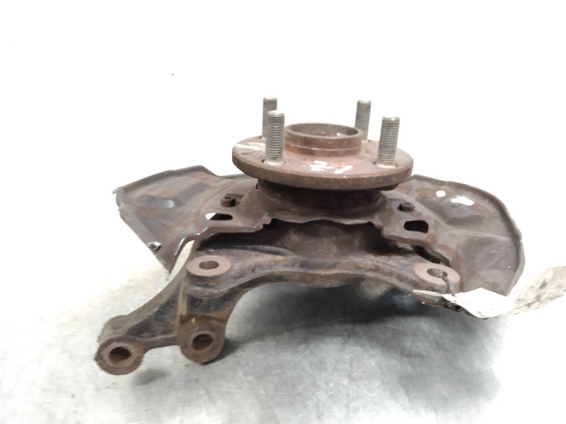 Recambio de mangueta delantera izquierda para toyota yaris (ncp1/nlp1/scp1) 1.4 turbodiesel cat referencia OEM IAM   