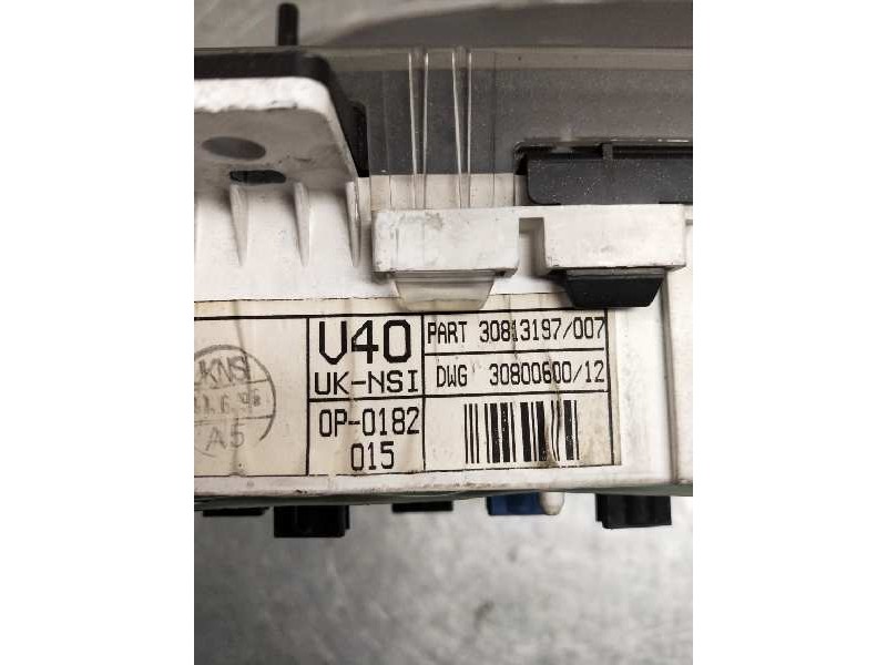 Recambio de cuadro instrumentos para volvo v40 familiar 1.8 16v cat referencia OEM IAM 30813197007 PO0182015 V40