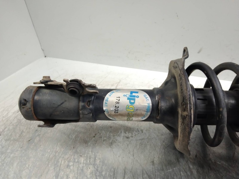 Recambio de amortiguador delantero derecho para volkswagen vento (1h2) 1.9 diesel referencia OEM IAM   