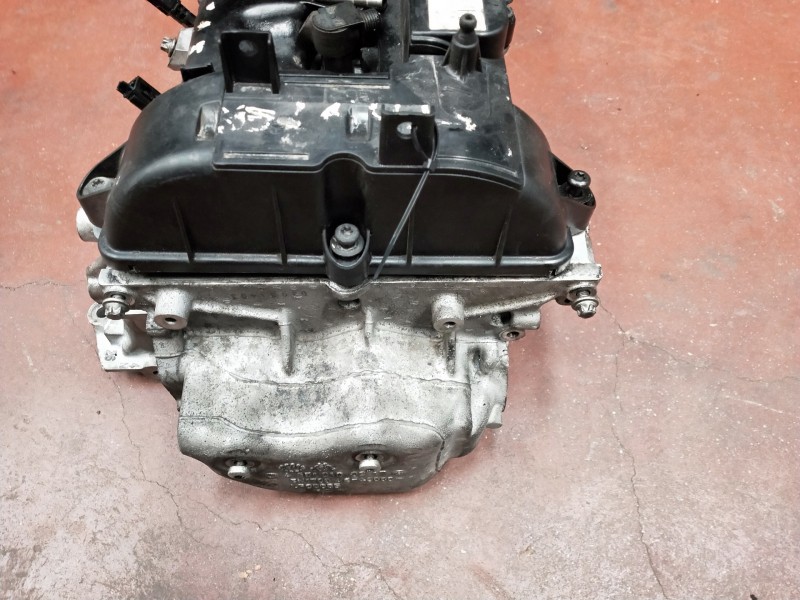 Recambio de culata para mercedes sprinterii caja cerrada (desde 01.06) 210/213/216 cdi (906.611/613) referencia OEM IAM 651955  