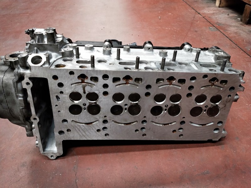 Recambio de culata para mercedes sprinterii caja cerrada (desde 01.06) 210/213/216 cdi (906.611/613) referencia OEM IAM 651955  