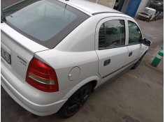 opel astra g berlina del año 2000 2