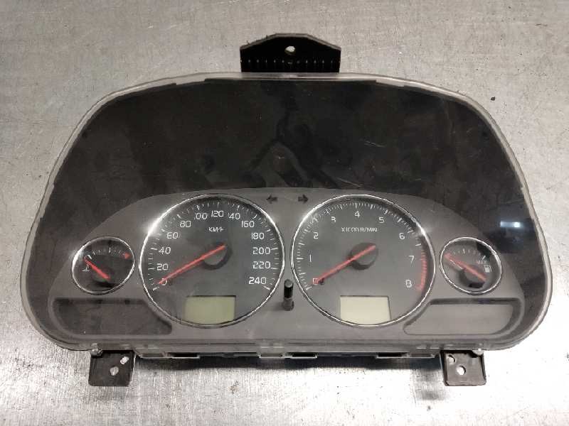 Recambio de cuadro instrumentos para volvo v40 familiar 1.8 16v cat referencia OEM IAM 30662280A OP0349211 