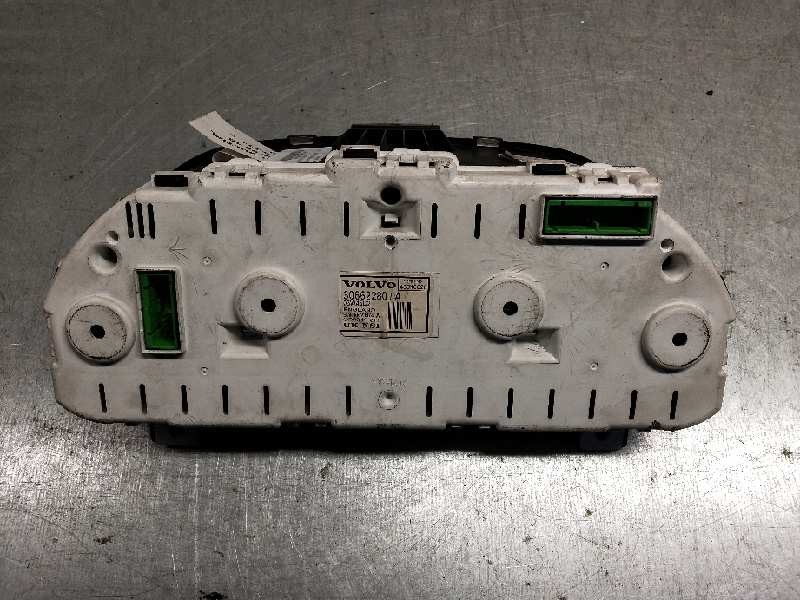 Recambio de cuadro instrumentos para volvo v40 familiar 1.8 16v cat referencia OEM IAM 30662280A OP0349211 