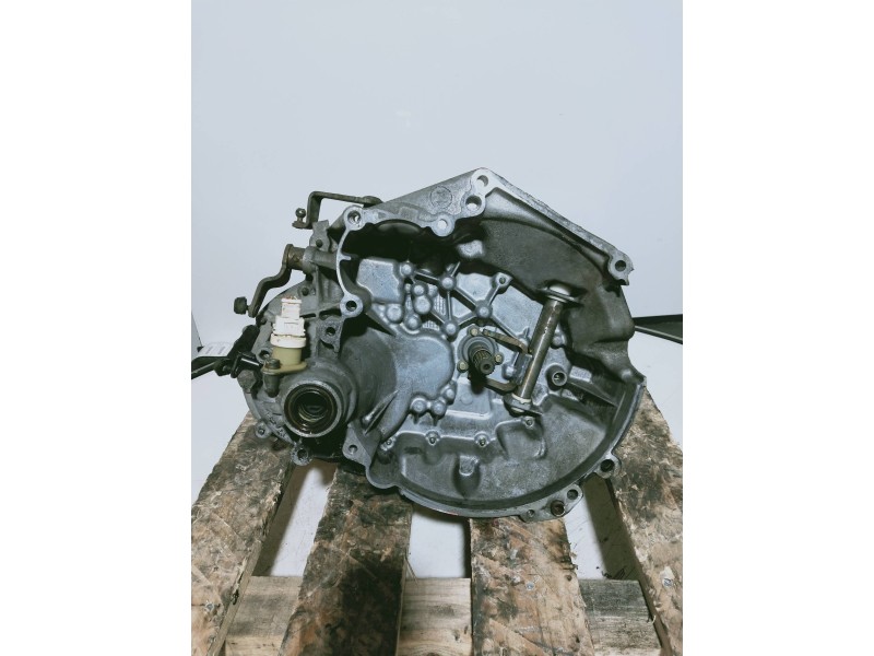 Recambio de caja cambios para peugeot 206 berlina xr referencia OEM IAM 20CE45 0141898 