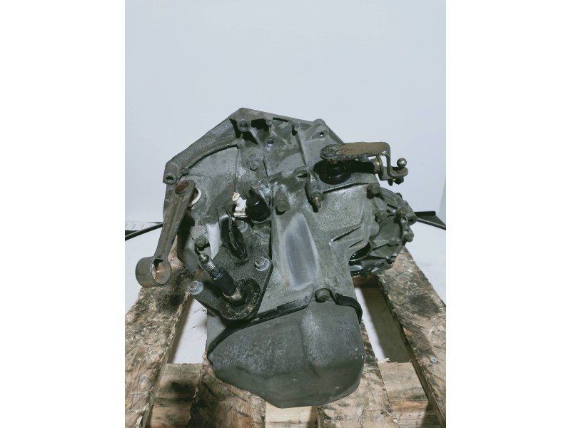 Recambio de caja cambios para peugeot 206 berlina xr referencia OEM IAM 20CE45 0141898 