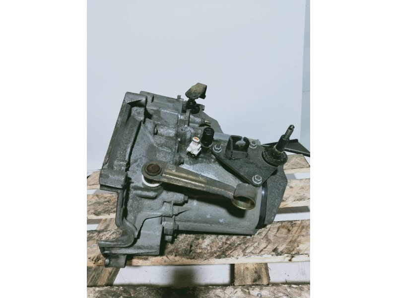 Recambio de caja cambios para peugeot 206 berlina xr referencia OEM IAM 20CE45 0141898 
