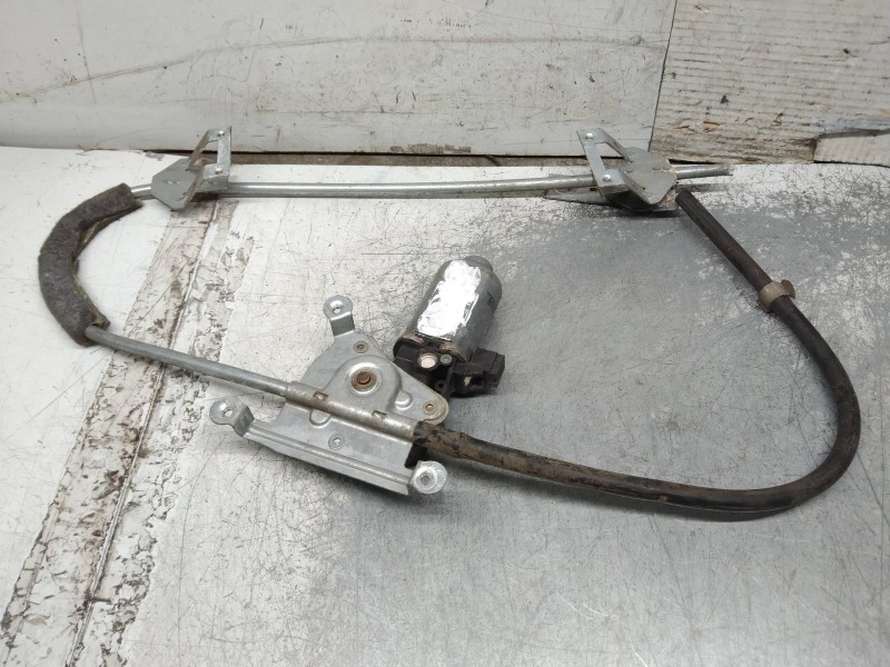 Recambio de elevalunas delantero derecho para jeep cherokee (j) 2.5 td referencia OEM IAM   5P Recambio de elevalunas delantero derecho para jeep cherokee (j) 2.5 td referencia OEM IAM   5P