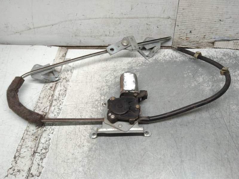 Recambio de elevalunas delantero izquierdo para jeep cherokee (j) 2.5 td referencia OEM IAM   5P Recambio de elevalunas delantero izquierdo para jeep cherokee (j) 2.5 td referencia OEM IAM   5P