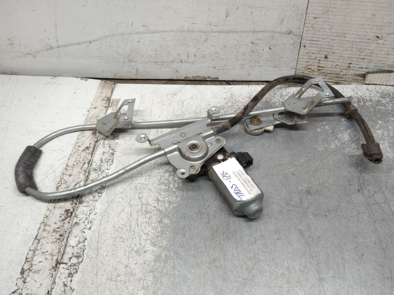 Recambio de elevalunas trasero izquierdo para jeep cherokee (j) 2.5 td referencia OEM IAM   5P Recambio de elevalunas trasero izquierdo para jeep cherokee (j) 2.5 td referencia OEM IAM   5P