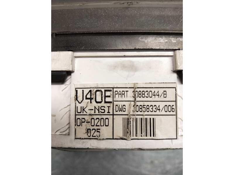 Recambio de cuadro instrumentos para volvo v40 familiar 2.0 16v cat referencia OEM IAM 30883044B OP0200025 