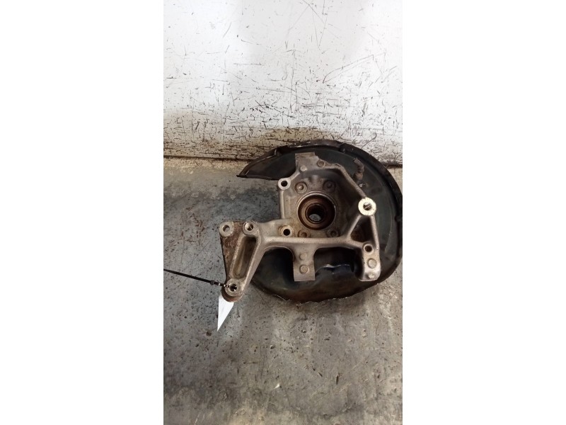 Recambio de mangueta trasera derecha para volkswagen passat variant (3c5) advance referencia OEM IAM   