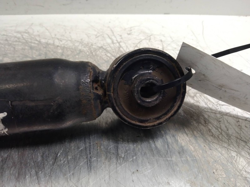 Recambio de amortiguador trasero para volkswagen fox (5z1) básico referencia OEM IAM   