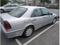 mercedes clase c (w202) berlina del año 1998 2