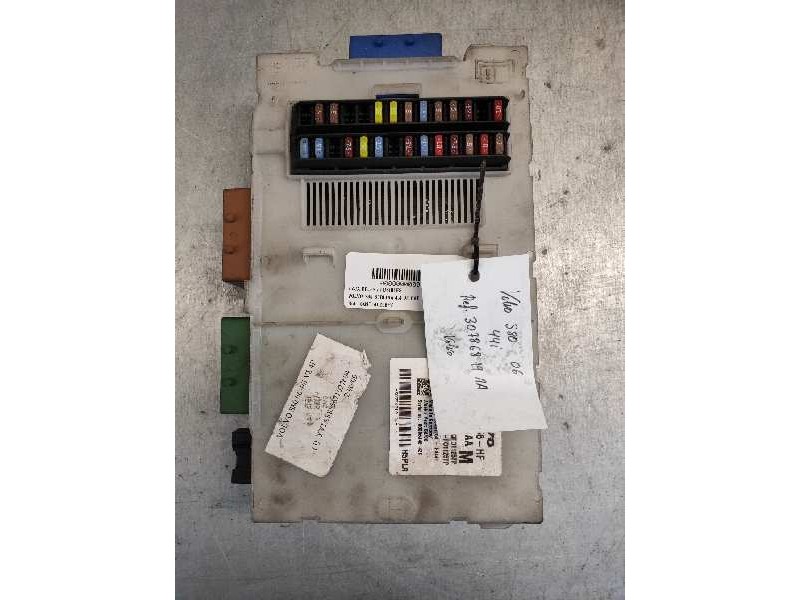 Recambio de caja reles / fusibles para volvo s80 berlina 4.4 v8 cat referencia OEM IAM 6G9T14C256HF 30786819AA 