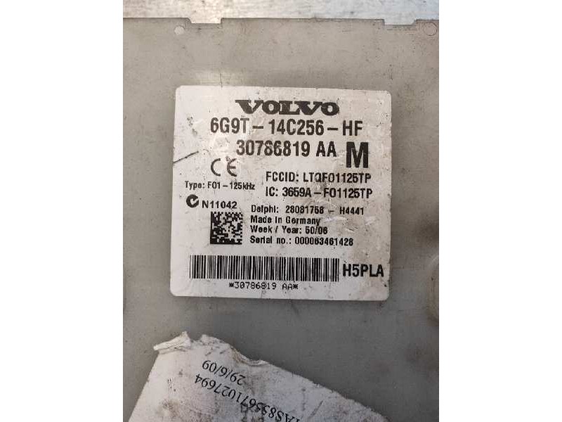 Recambio de caja reles / fusibles para volvo s80 berlina 4.4 v8 cat referencia OEM IAM 6G9T14C256HF 30786819AA 