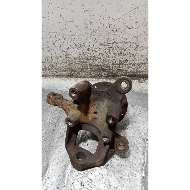 Recambio de mangueta delantera derecha para volkswagen lt caja cerrada / combi (mod. 1997) 2.5 tdi referencia OEM IAM   