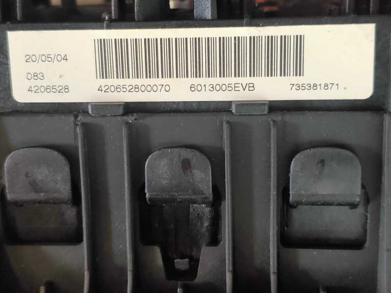 Recambio de airbag delantero izquierdo para lancia ypsilon (101) 1.3 jtd cat referencia OEM IAM 735381871  