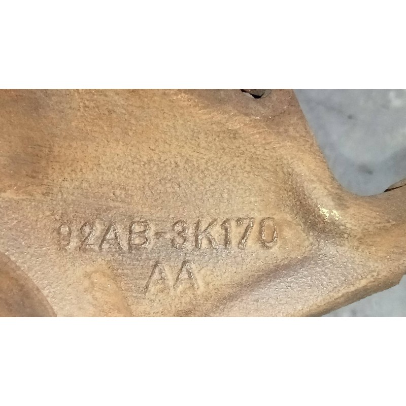 Recambio de mangueta delantera derecha para ford escort berlina cl referencia OEM IAM 92AB3K170  
