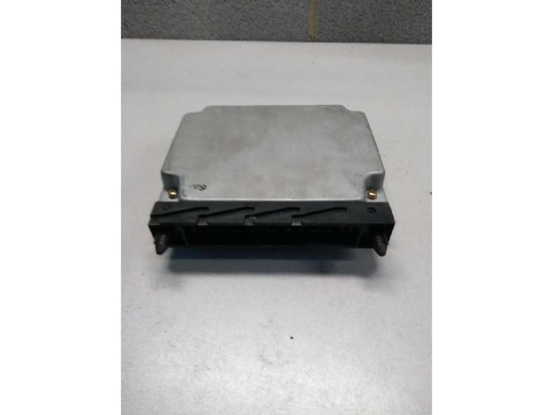 Recambio de centralita motor uce para volvo s80 berlina 2.4 cat referencia OEM IAM MB0797008890 09497544A HE2