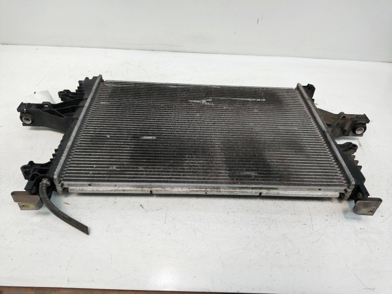 Recambio de radiador agua para volvo s80 berlina 2.4 cat referencia OEM IAM 990517  