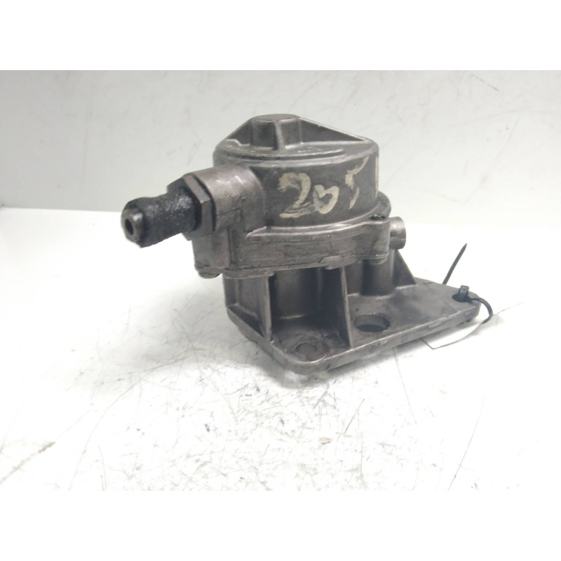 Recambio de depresor freno / bomba vacio para peugeot 205 berlina 1.8 d generation referencia OEM IAM 72117417  