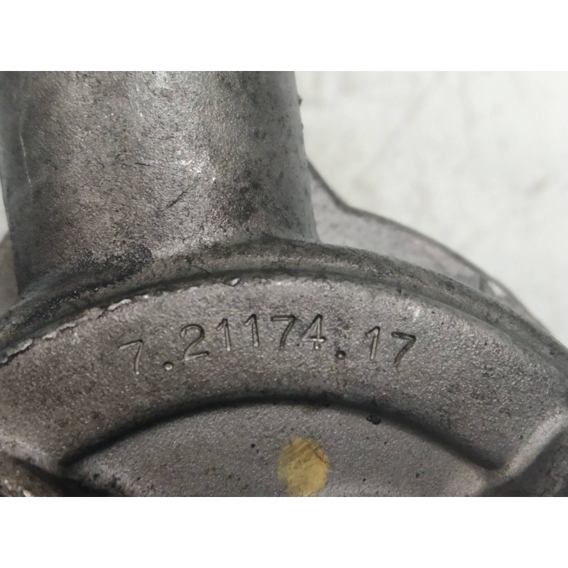 Recambio de depresor freno / bomba vacio para peugeot 205 berlina 1.8 d generation referencia OEM IAM 72117417  