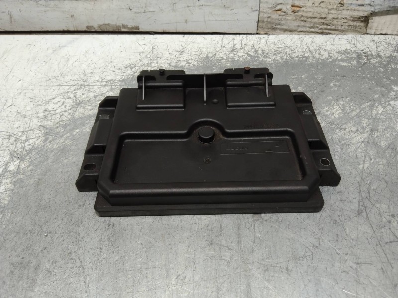 Recambio de centralita motor uce para peugeot 206 berlina xn referencia OEM IAM R04080030D 9641390180 9648201580 80924F