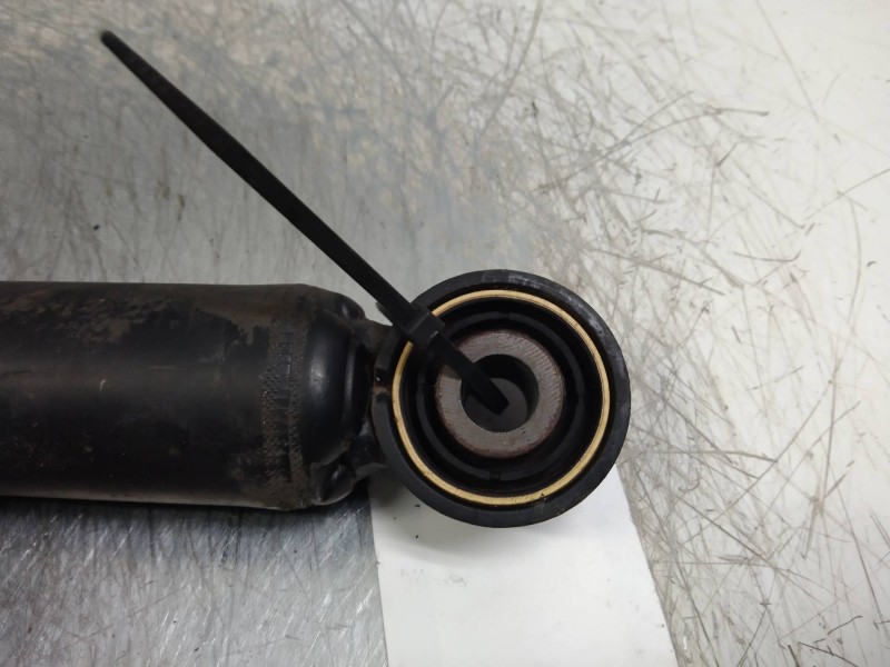 Recambio de amortiguador trasero para volkswagen golf v berlina (1k1) highline referencia OEM IAM   