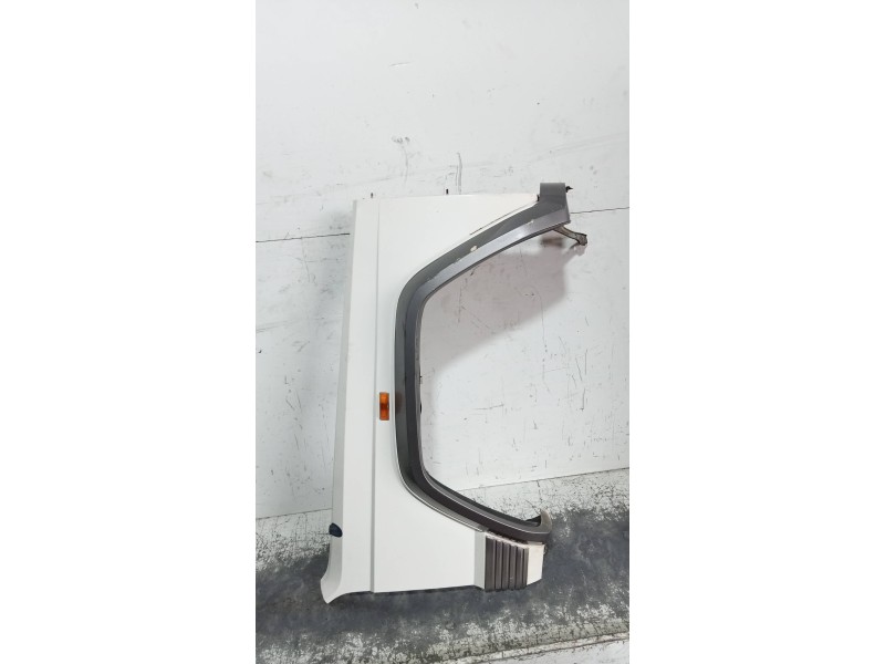 Recambio de aleta delantera derecha para jeep cherokee (j) 2.5 td referencia OEM IAM    Recambio de aleta delantera derecha para jeep cherokee (j) 2.5 td referencia OEM IAM