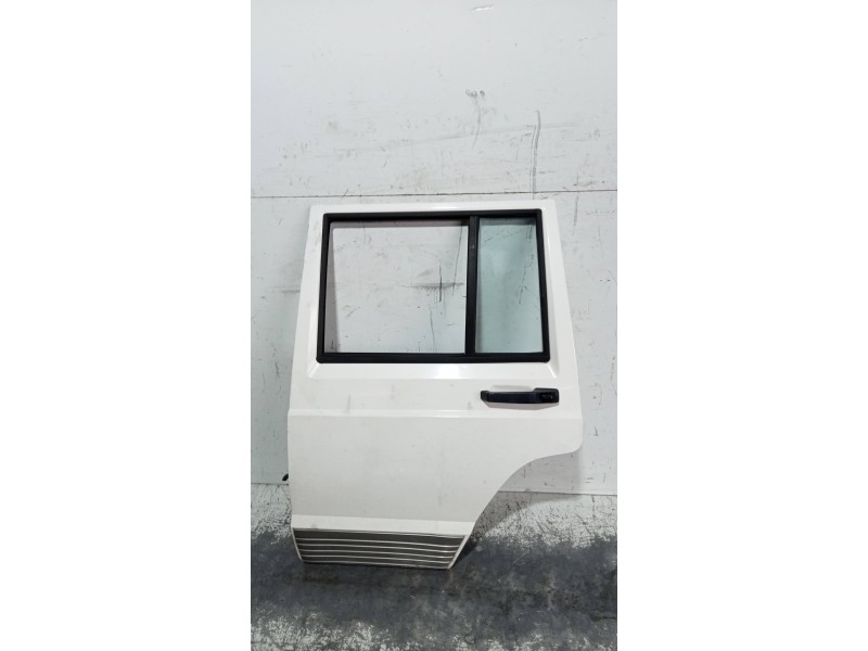 Recambio de puerta trasera izquierda para jeep cherokee (j) 2.5 td referencia OEM IAM   5P Recambio de puerta trasera izquierda para jeep cherokee (j) 2.5 td referencia OEM IAM   5P
